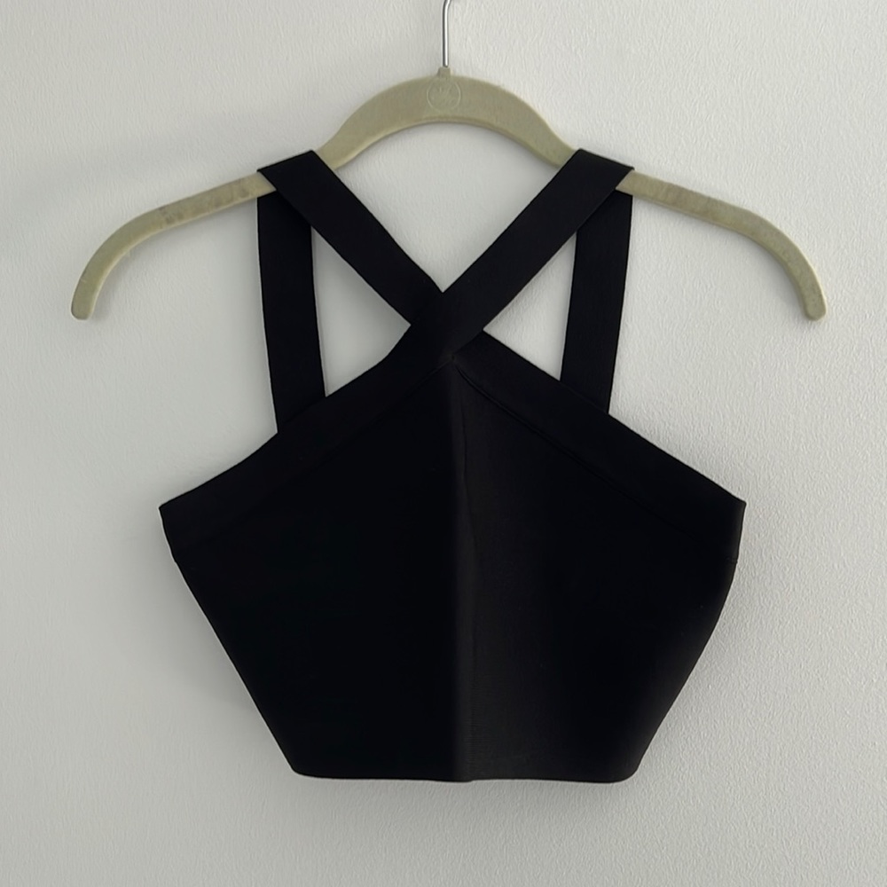 BCBG bandage crop